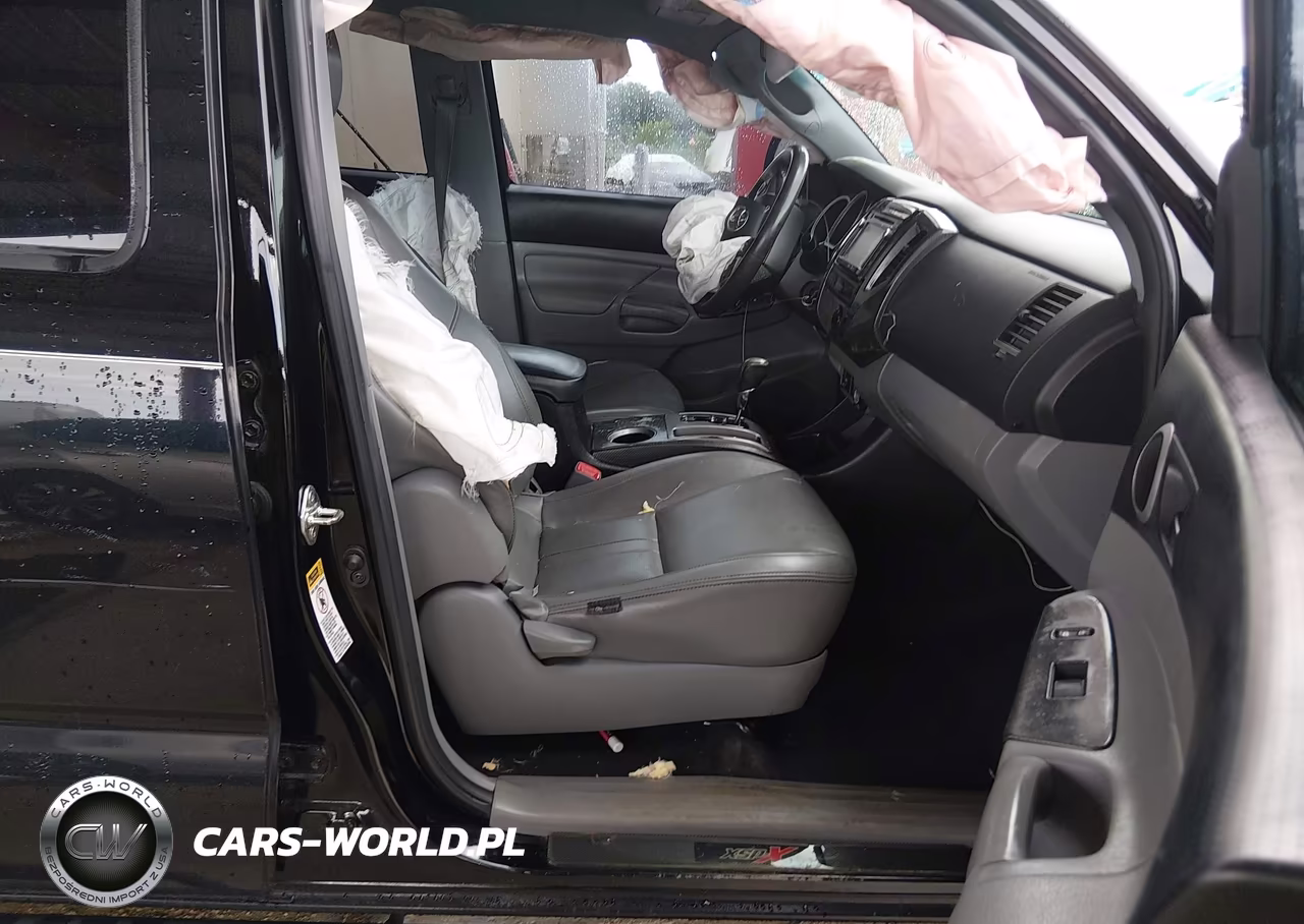 2015 Toyota Tacoma Prerunner V6 VIN:5TFJU4GN9FX083865 - 5