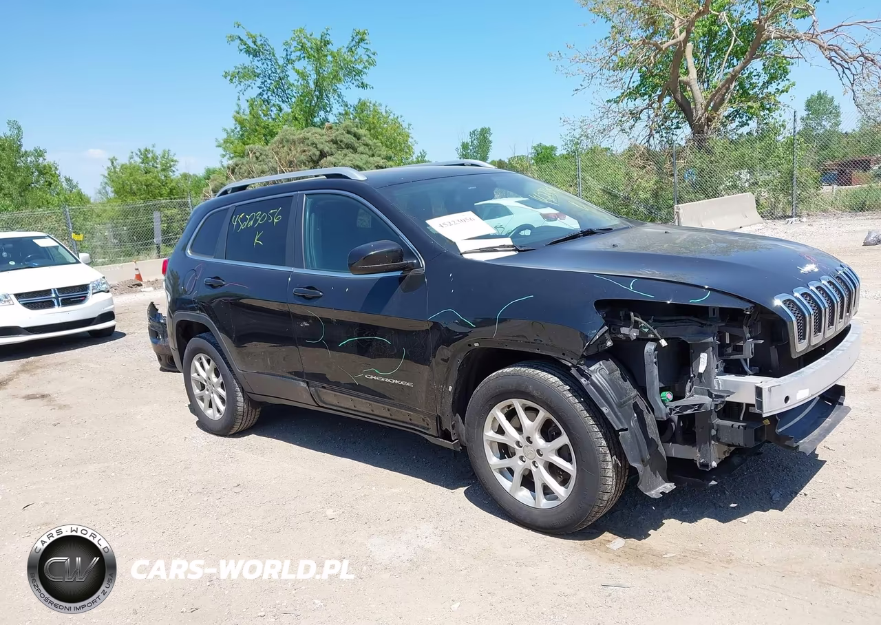 2016 Jeep Cherokee Latitude VIN:1C4PJMCB8GW115226 - 13