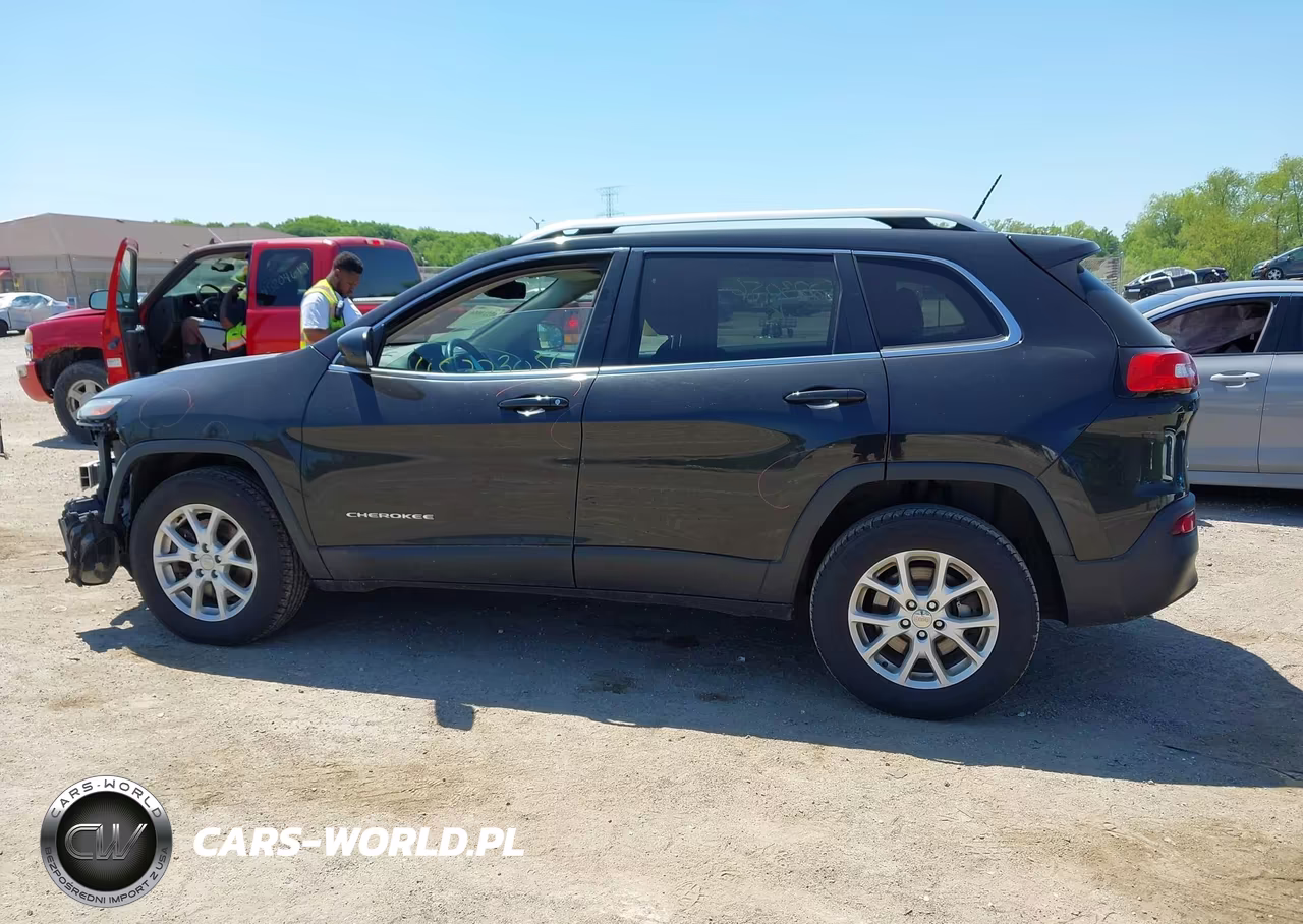 2016 Jeep Cherokee Latitude VIN:1C4PJMCB8GW115226 - 14