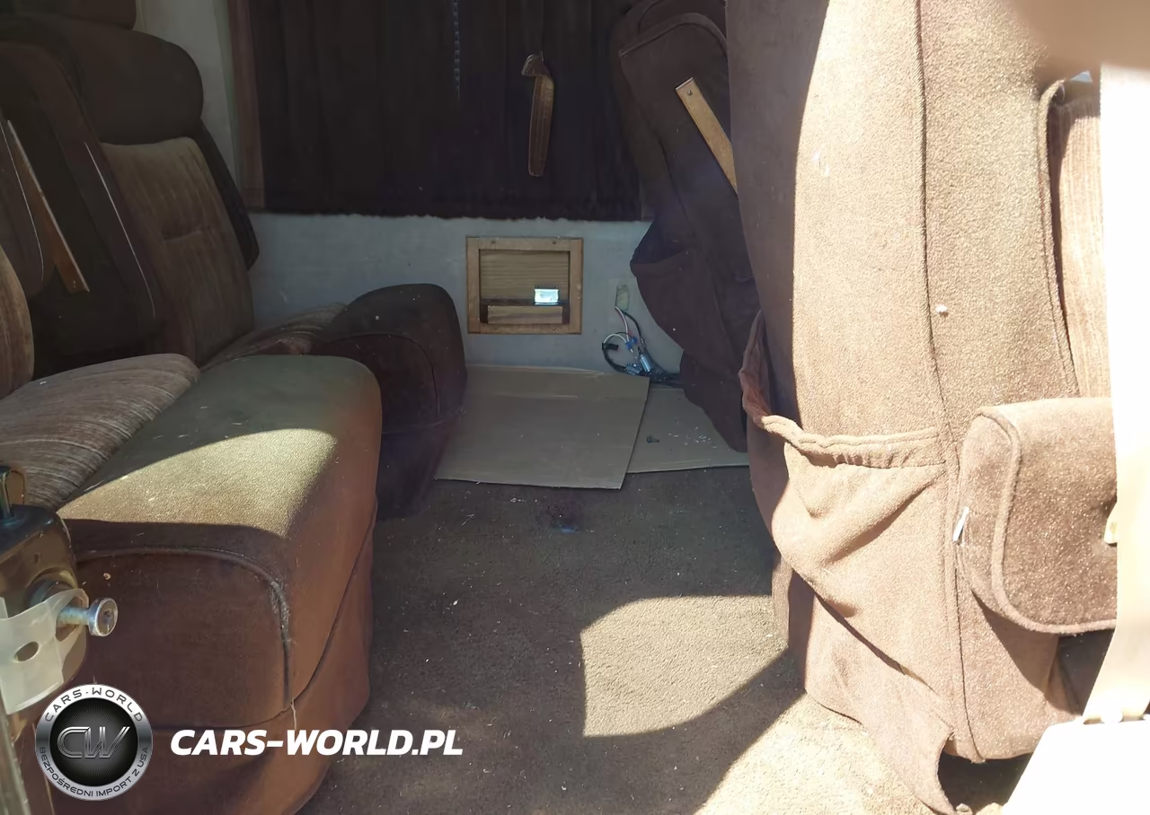 1987 Chevrolet Sportvan - Van G20 VIN:1GBEG25K6H7141203 - 8