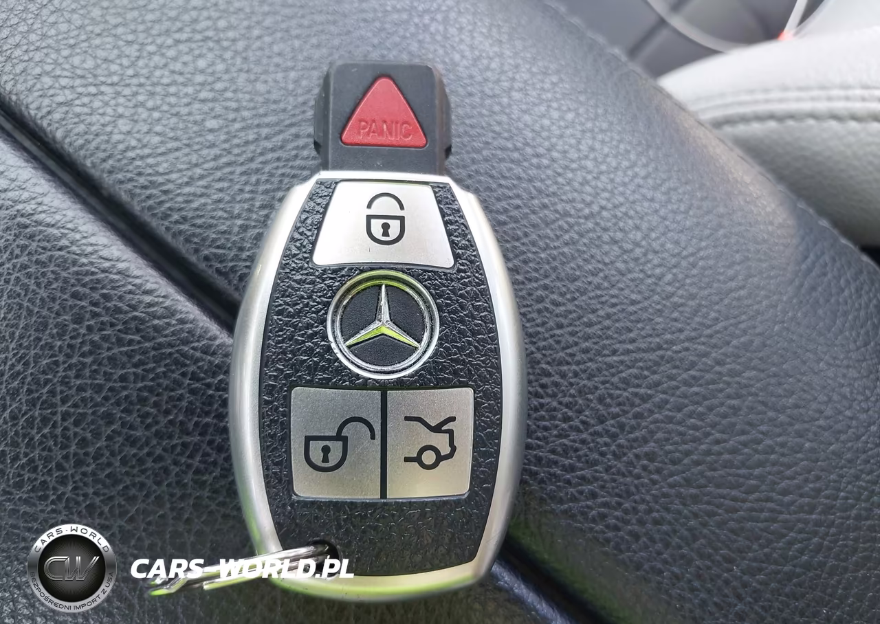2015 Mercedes-Benz C 300 4Matic VIN:55SWF4KB6FU039232 - 11