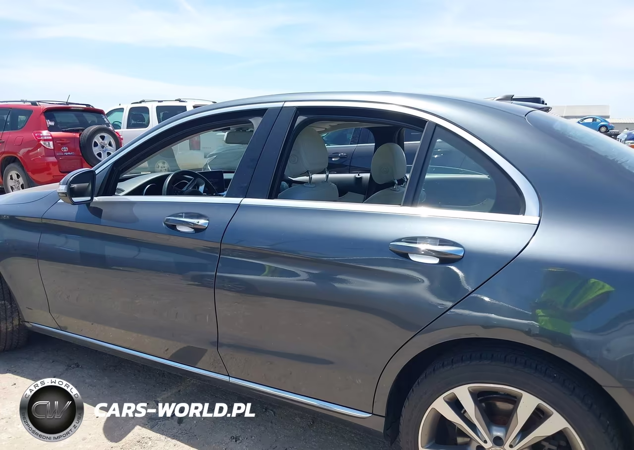 2015 Mercedes-Benz C 300 4Matic VIN:55SWF4KB6FU039232 - 14