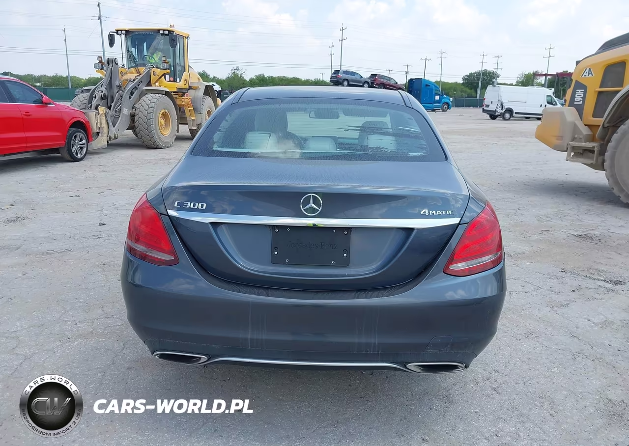2015 Mercedes-Benz C 300 4Matic VIN:55SWF4KB6FU039232 - 16