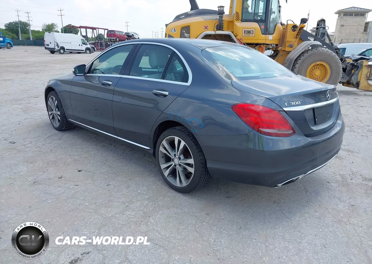 2015 Mercedes-Benz C 300 4Matic VIN:55SWF4KB6FU039232 - 3