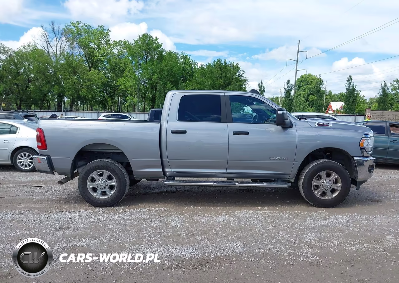 2024 Ram 2500 Big Horn 4X4 6'4 Box VIN:3C6UR5DJ3RG372343 - 13