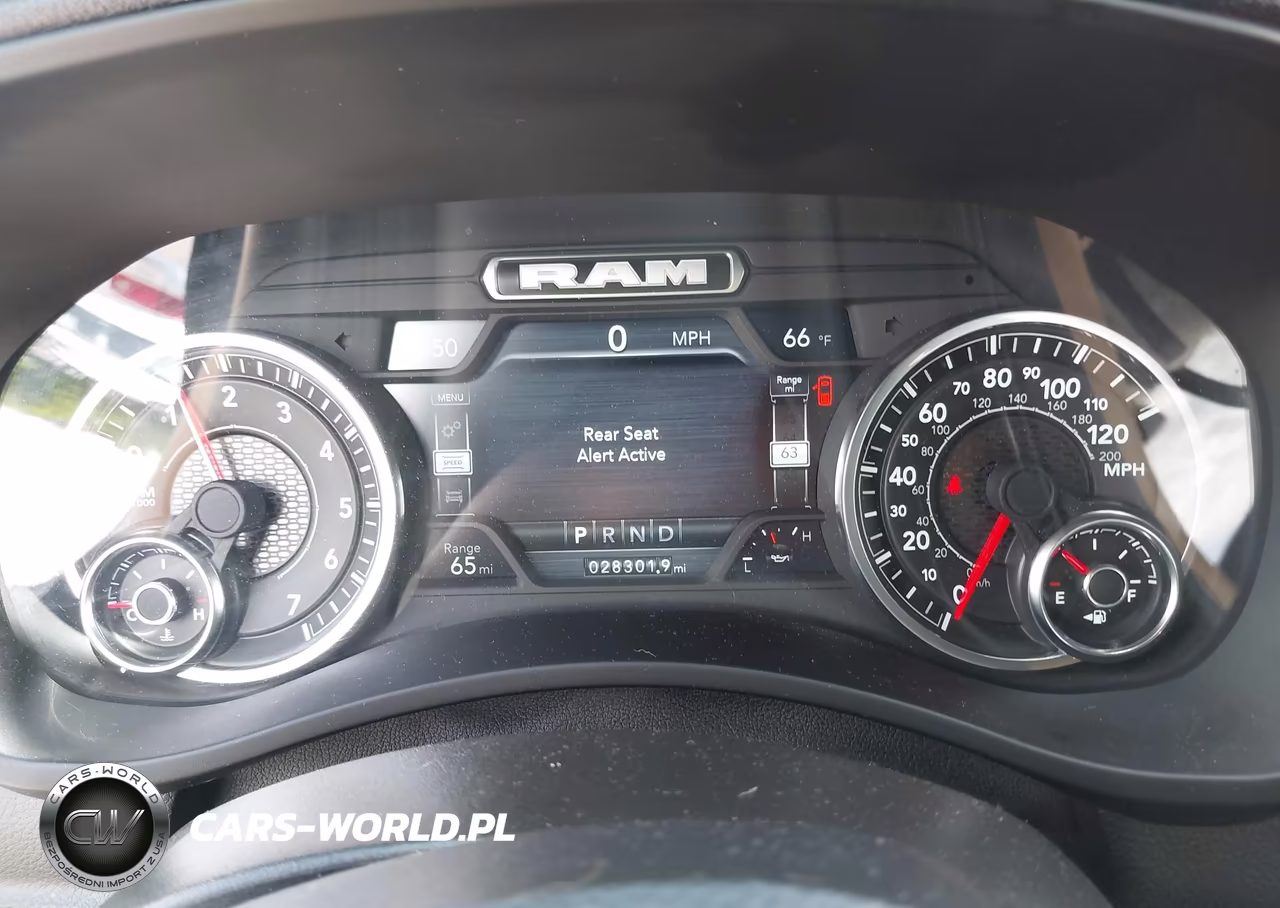 2024 Ram 2500 Big Horn 4X4 6'4 Box VIN:3C6UR5DJ3RG372343 - 7