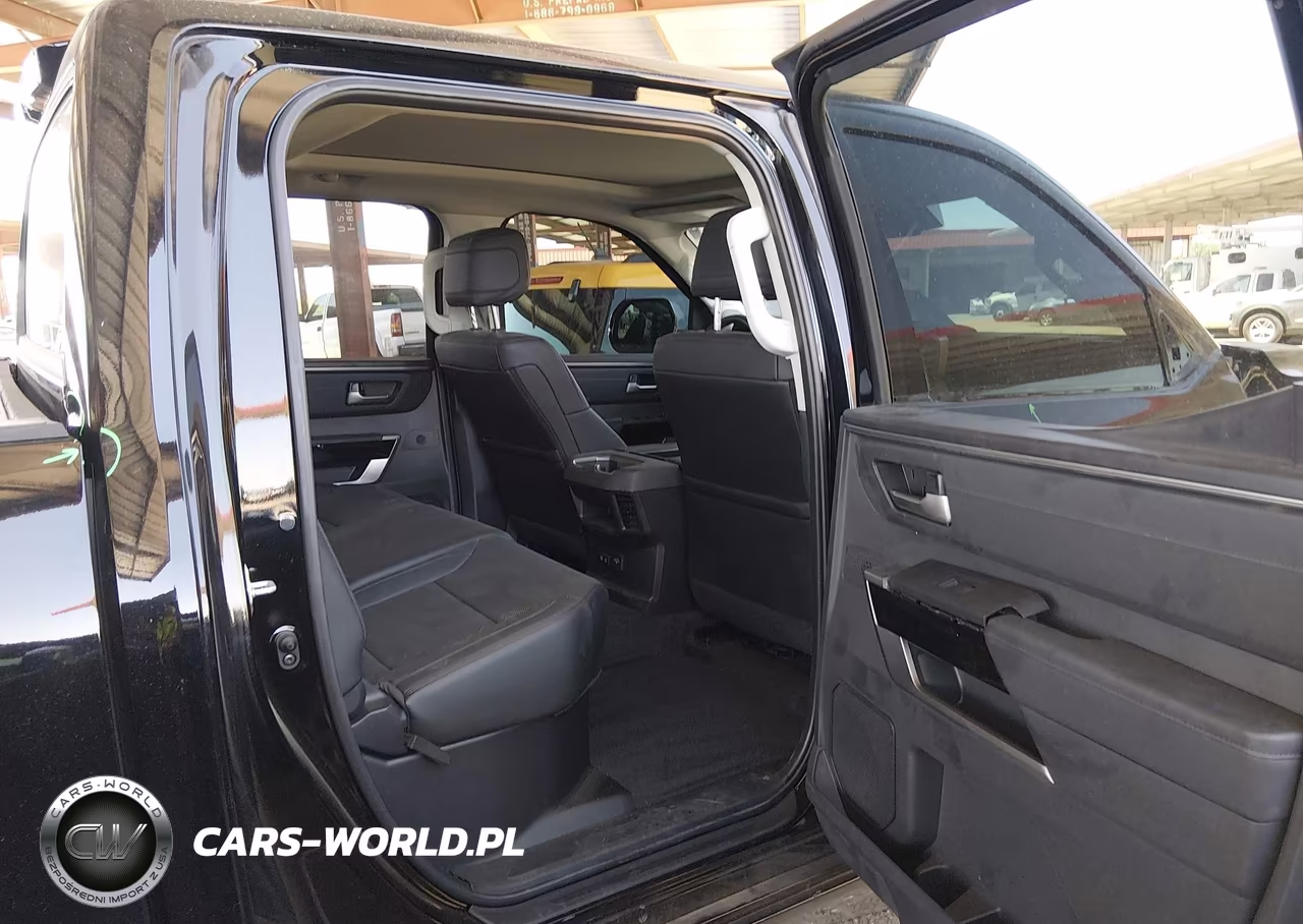 2024 Toyota Tundra Limited VIN:5TFWA5DB0RX237074 - 8