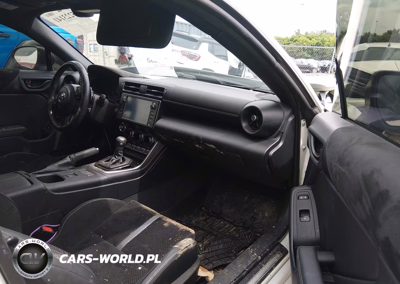 2022 Toyota Gr86 Premium VIN:JF1ZNBF15N8756569 - 5