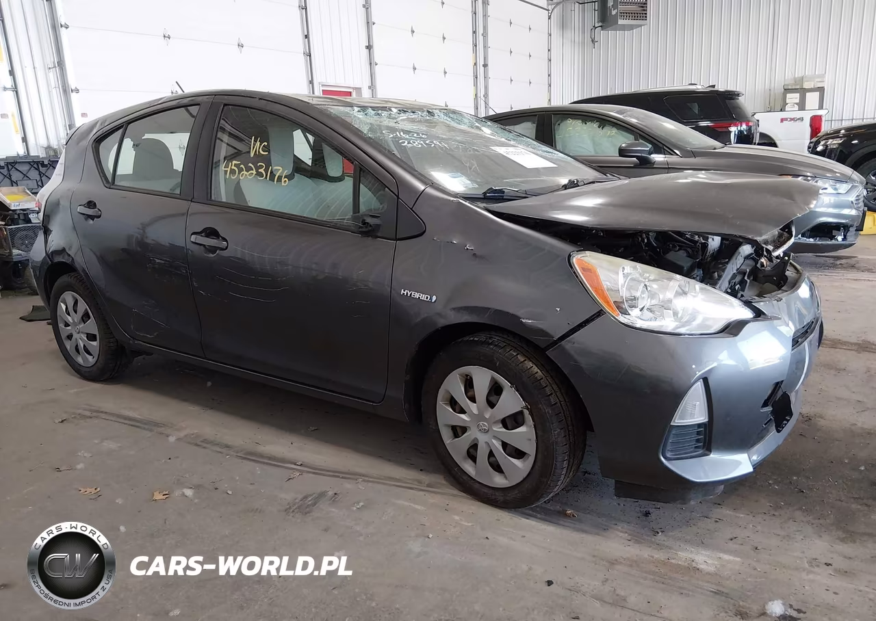 2014 Toyota Prius C One