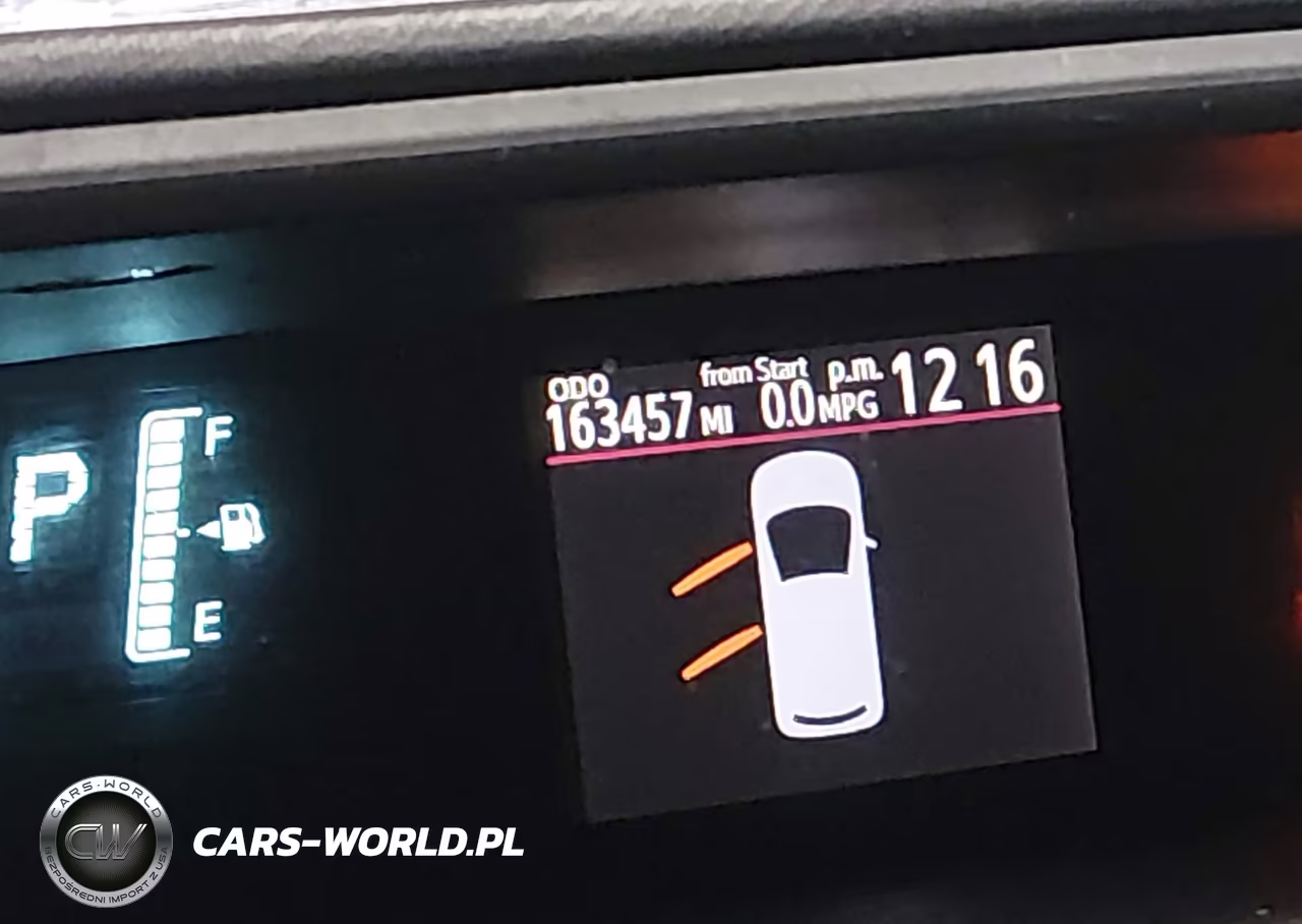 2014 Toyota Prius C One VIN:JTDKDTB30E1563086 - 15