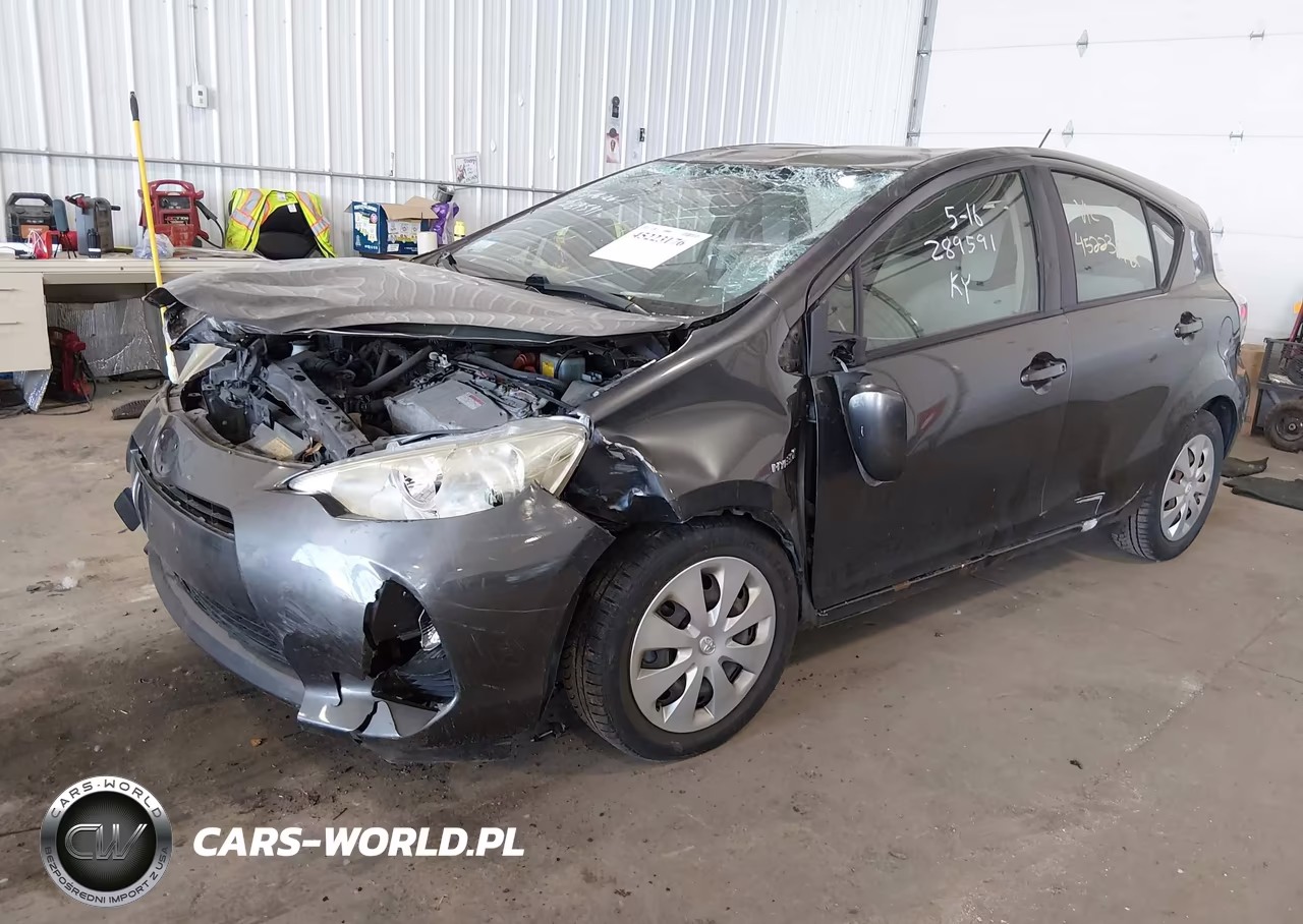 2014 Toyota Prius C One VIN:JTDKDTB30E1563086 - 2