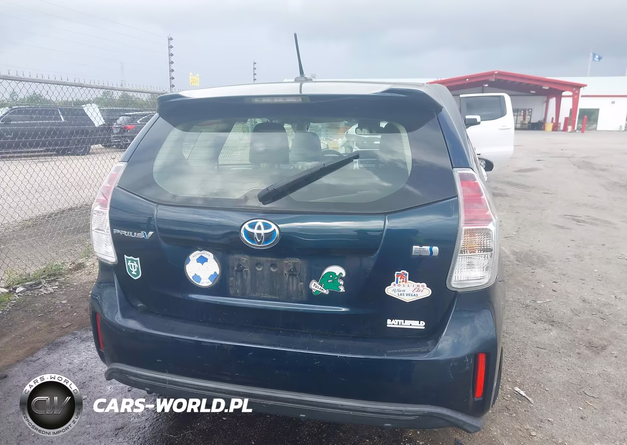 2017 Toyota Prius V Four VIN:JTDZN3EUXHJ064834 - 16