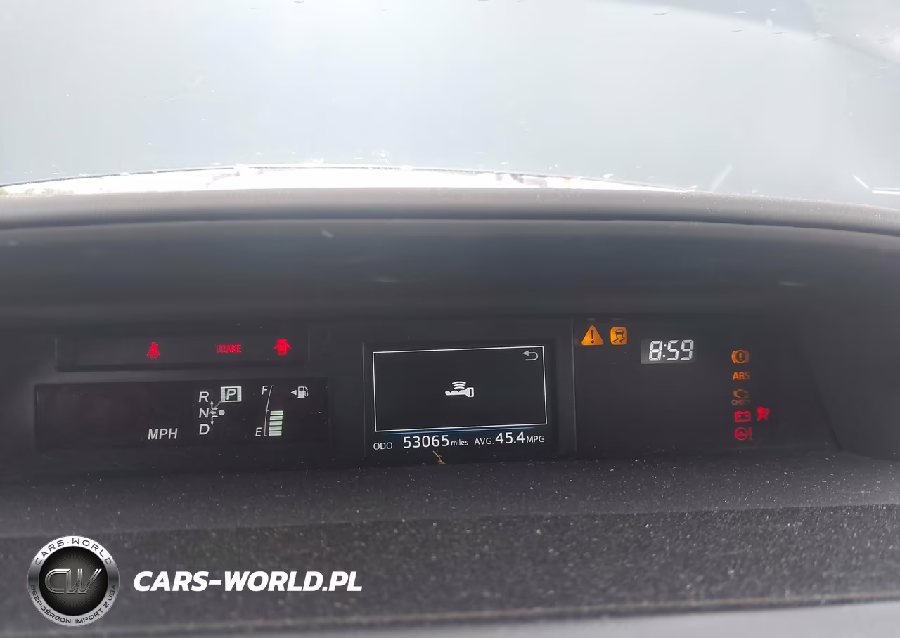 2017 Toyota Prius V Four VIN:JTDZN3EUXHJ064834 - 7