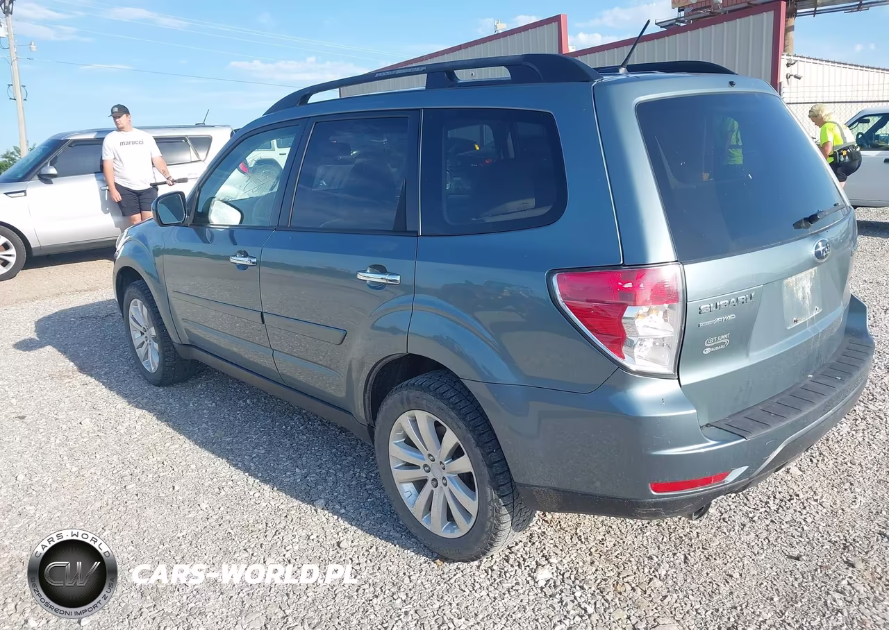 2012 Subaru Forester 2.5X Premium VIN:JF2SHBDC8CH431954 - 3