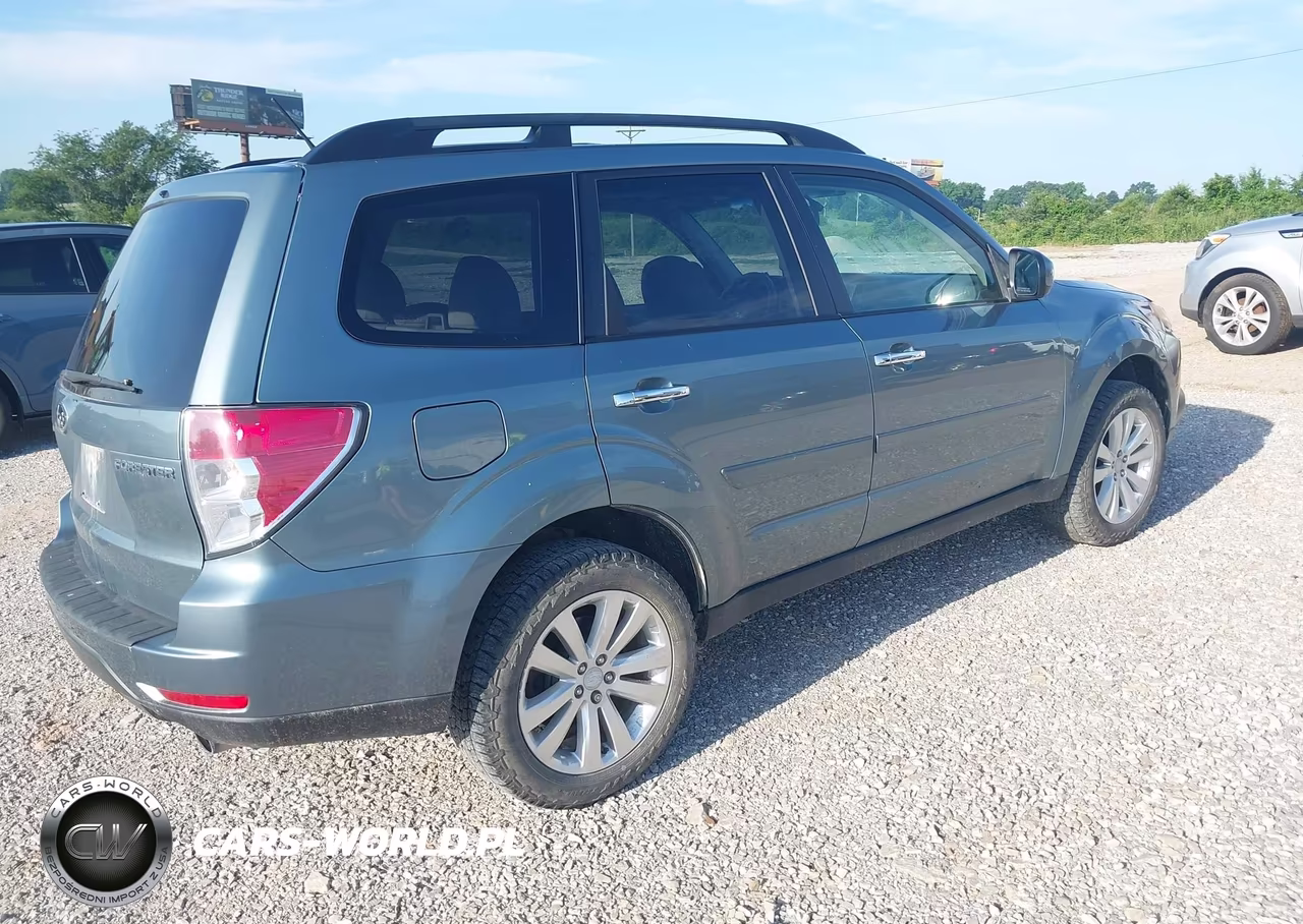 2012 Subaru Forester 2.5X Premium VIN:JF2SHBDC8CH431954 - 4
