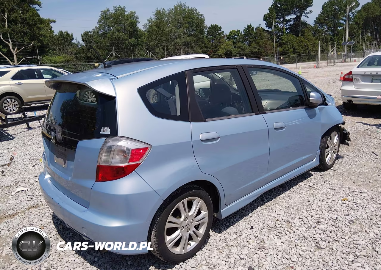 2009 Honda Fit Sport VIN:JHMGE88499C001292 - 4