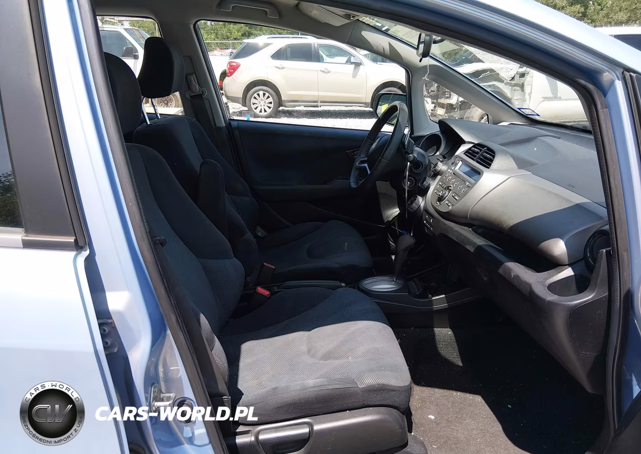 2009 Honda Fit Sport VIN:JHMGE88499C001292 - 5