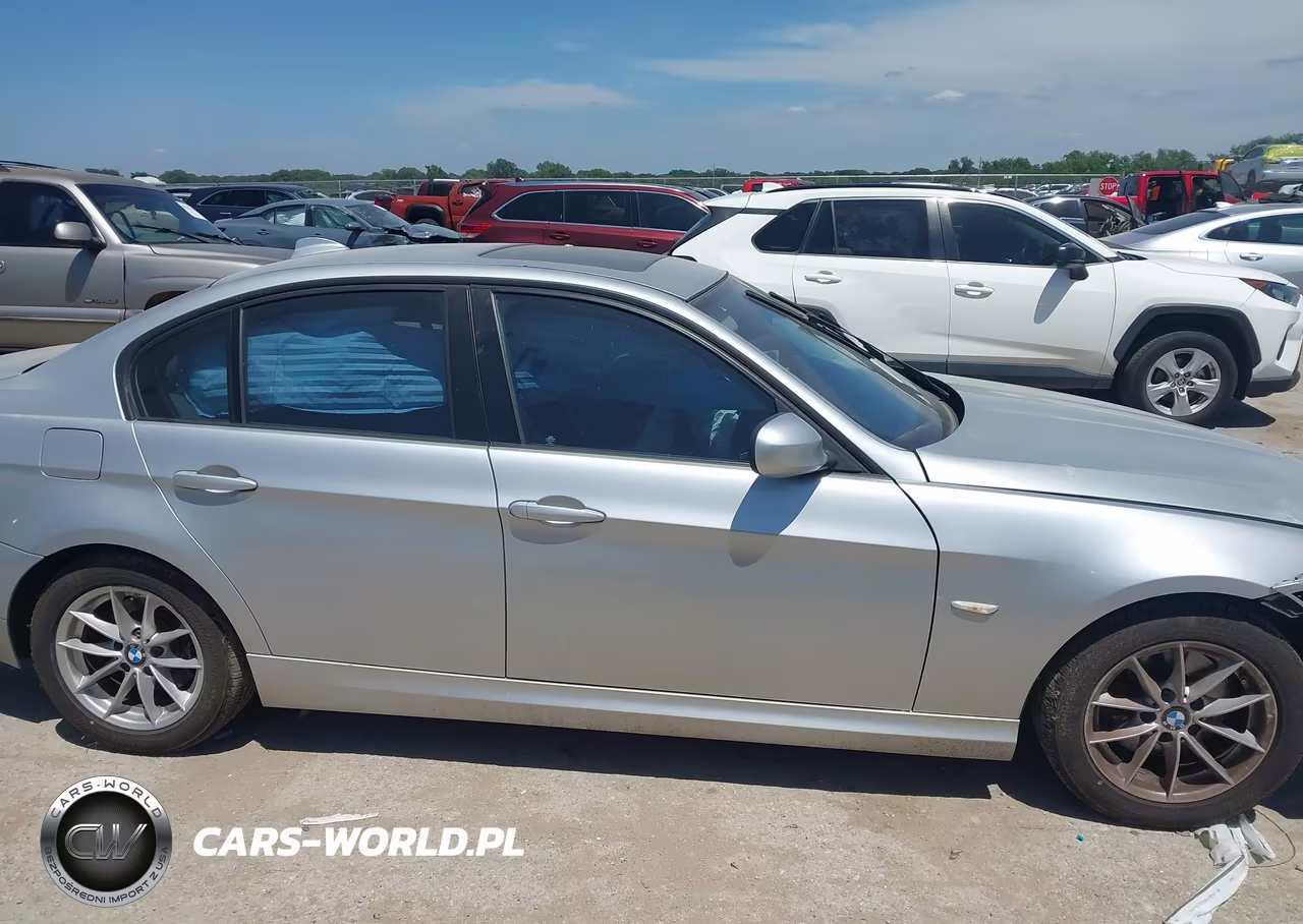 2010 BMW 328I VIN:WBAPH7G52ANM51515 - 13
