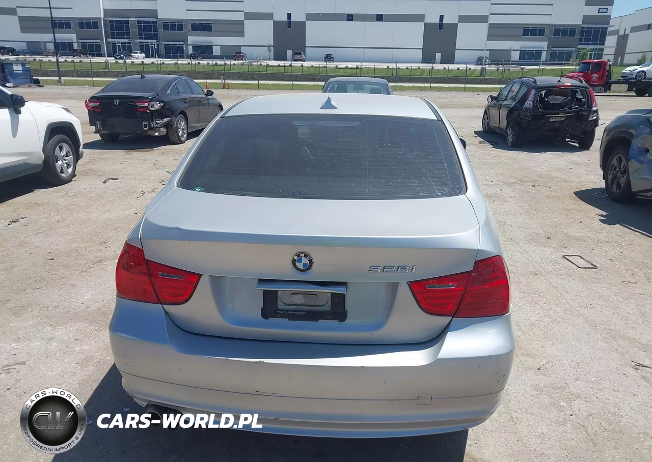 2010 BMW 328I VIN:WBAPH7G52ANM51515 - 16