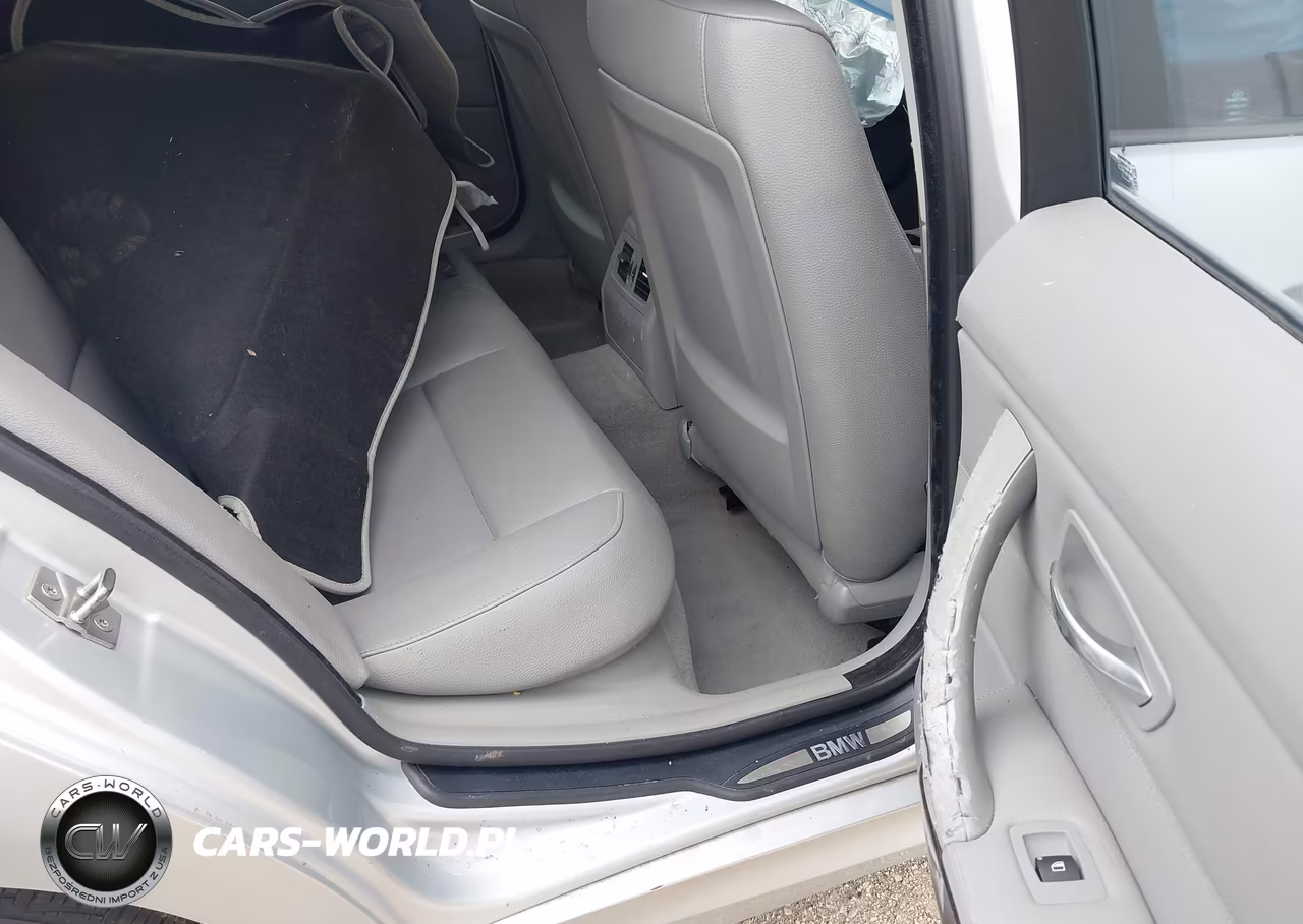 2010 BMW 328I VIN:WBAPH7G52ANM51515 - 8