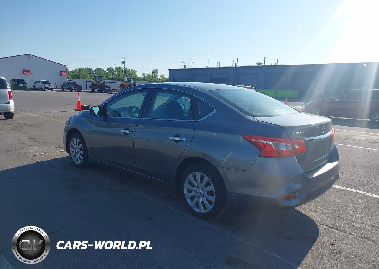 2017 Nissan Sentra S VIN:3N1AB7AP3HY375856 - 3