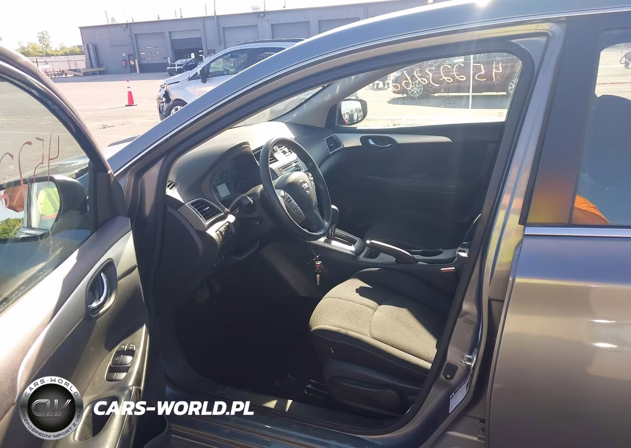 2017 Nissan Sentra S VIN:3N1AB7AP3HY375856 - 5