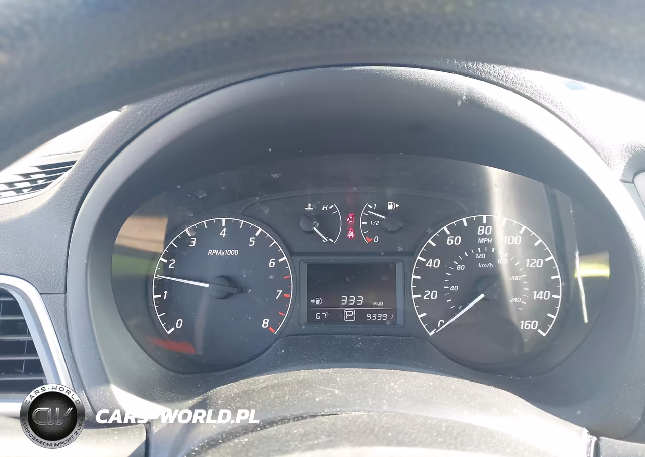 2017 Nissan Sentra S VIN:3N1AB7AP3HY375856 - 7