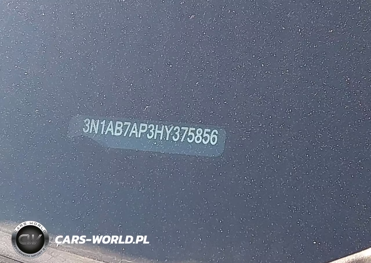 2017 Nissan Sentra S VIN:3N1AB7AP3HY375856 - 9