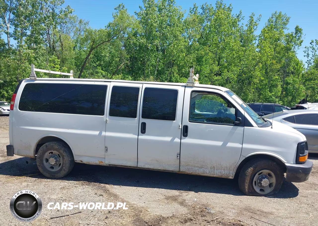 2012 Chevrolet Express 3500 Ls VIN:1GAZGZFG1C1169656 - 13