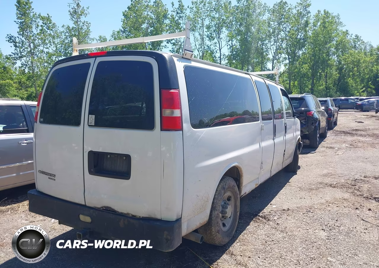 2012 Chevrolet Express 3500 Ls VIN:1GAZGZFG1C1169656 - 4