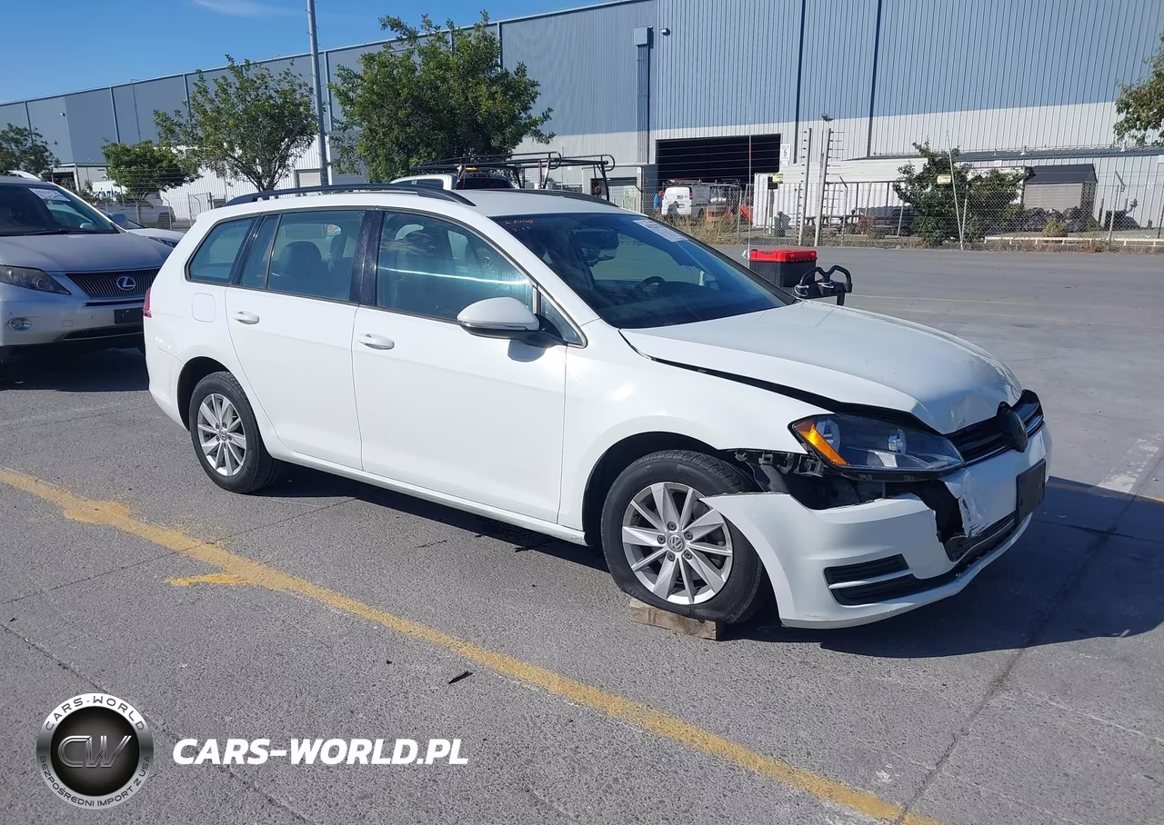 2015 Volkswagen Golf Sportwagen Tsi S 4-Door