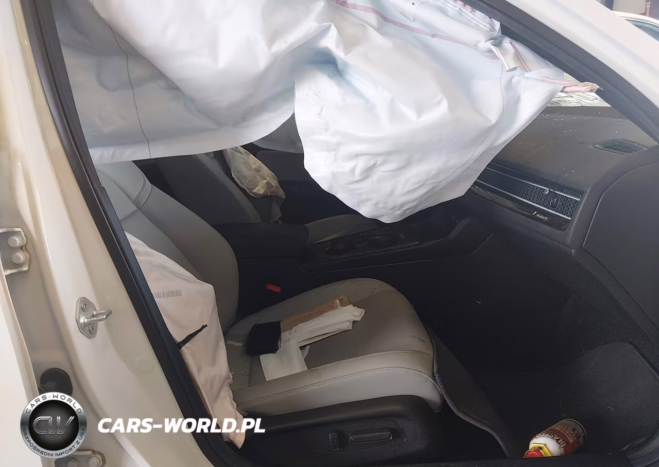 2026 Honda Civic Hybrid Sport-Sport Touring VIN:2HGFE4F84TH317037 - 5