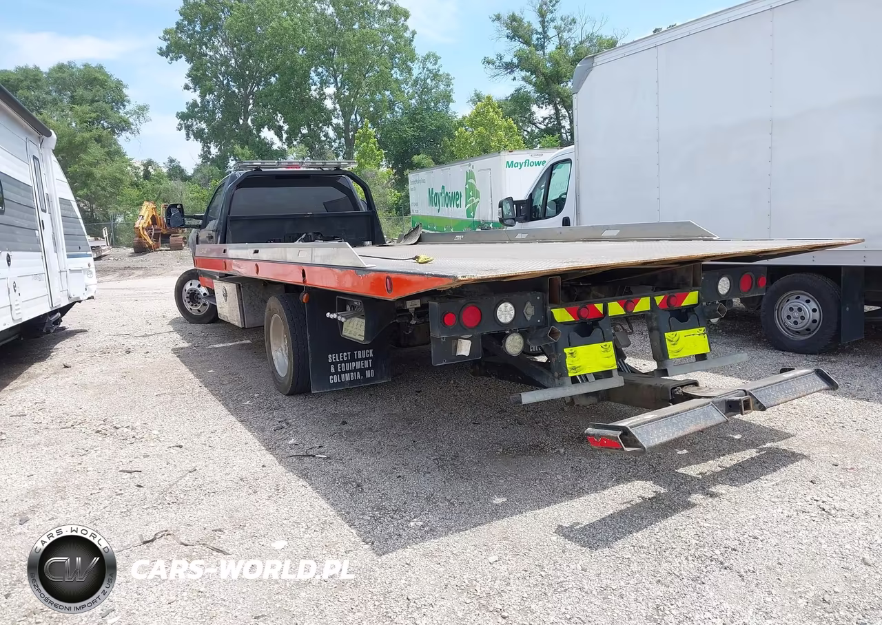 2021 Ford F-600 Chassis Xlt VIN:1FDFF6LT3MDA11716 - 3