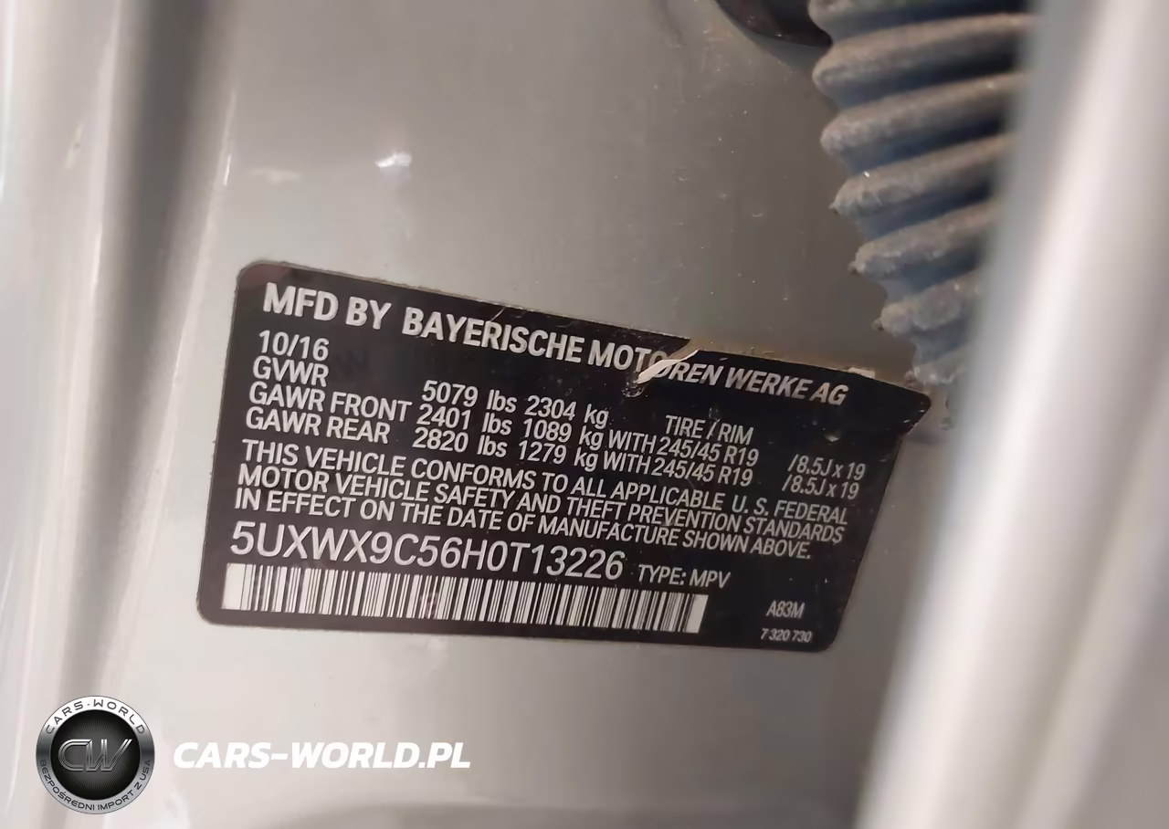 2017 BMW X3 xDrive28I VIN:5UXWX9C56H0T13226 - 9