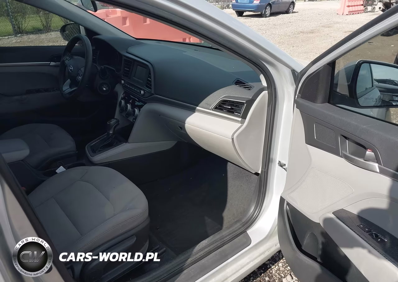 2019 Hyundai Elantra Se VIN:5NPD74LF0KH447499 - 5