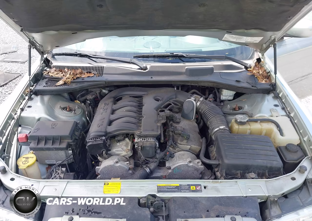 2005 Chrysler 300 Touring VIN:2C3AA53G35H131034 - 10