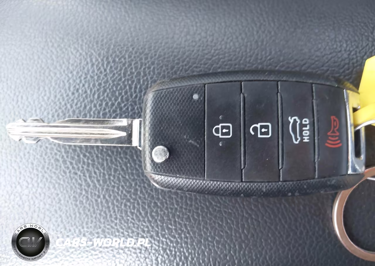 2017 Kia Forte Lx VIN:3KPFK4A75HE022599 - 11