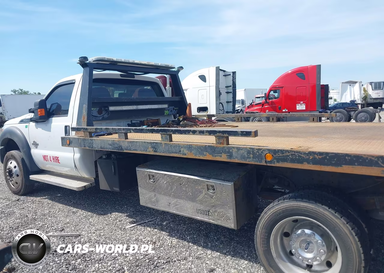 2016 Ford F-550 Chassis Xlt VIN:1FDUF5HT7GEB25601 - 14