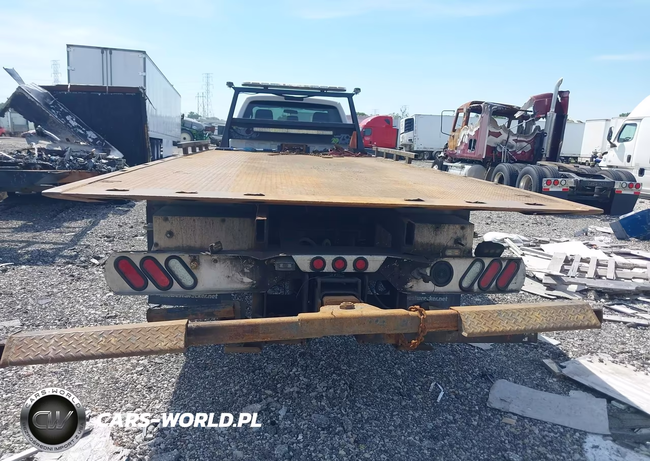 2016 Ford F-550 Chassis Xlt VIN:1FDUF5HT7GEB25601 - 15