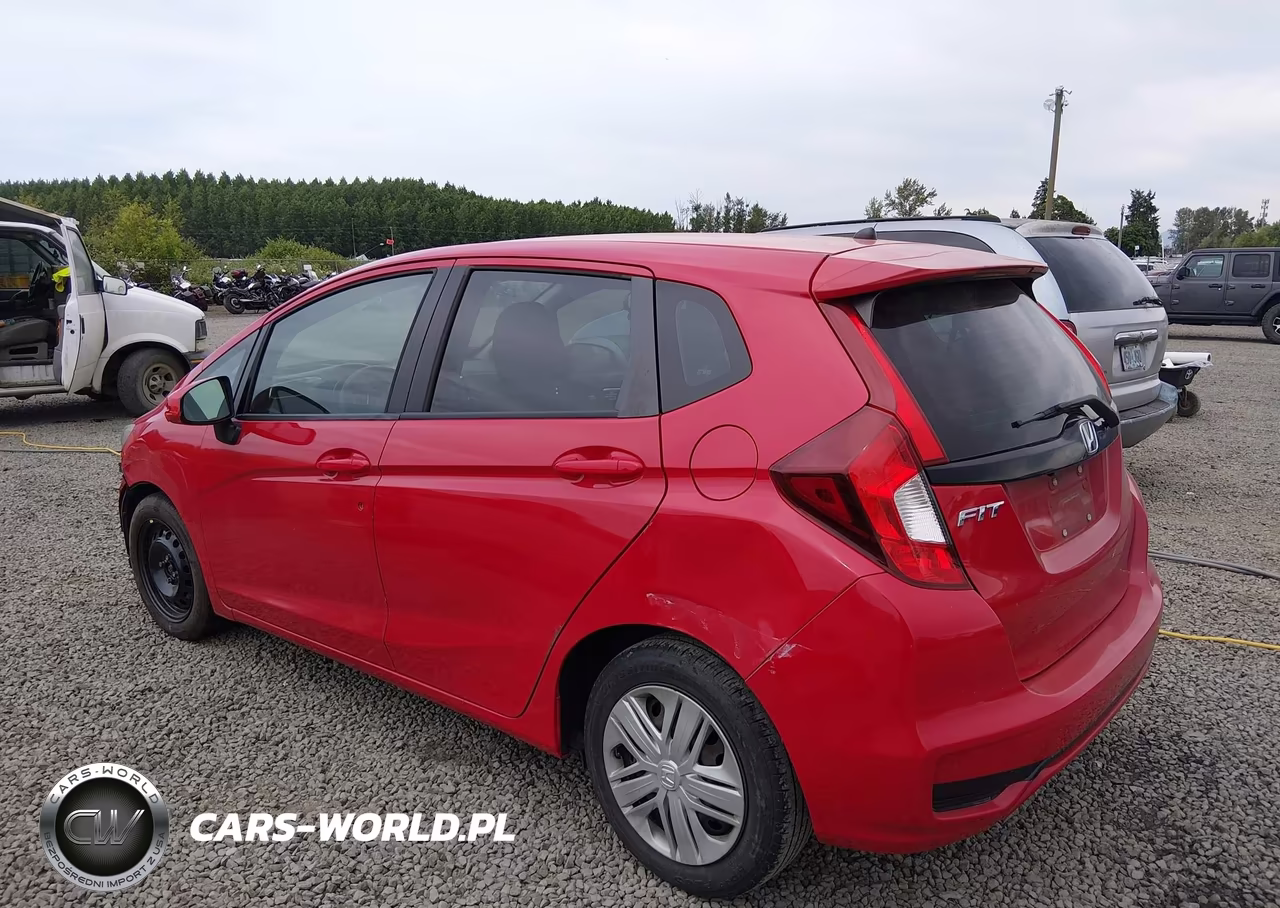 2018 Honda Fit Lx VIN:3HGGK5H48JM728145 - 3