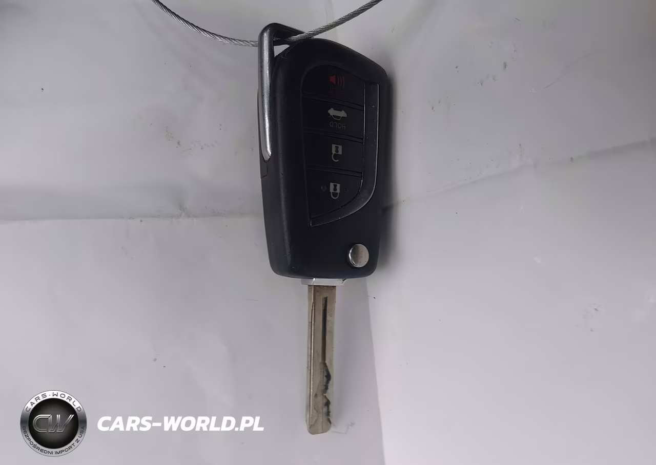 2018 Toyota Camry Le VIN:4T1B11HK2JU594985 - 11