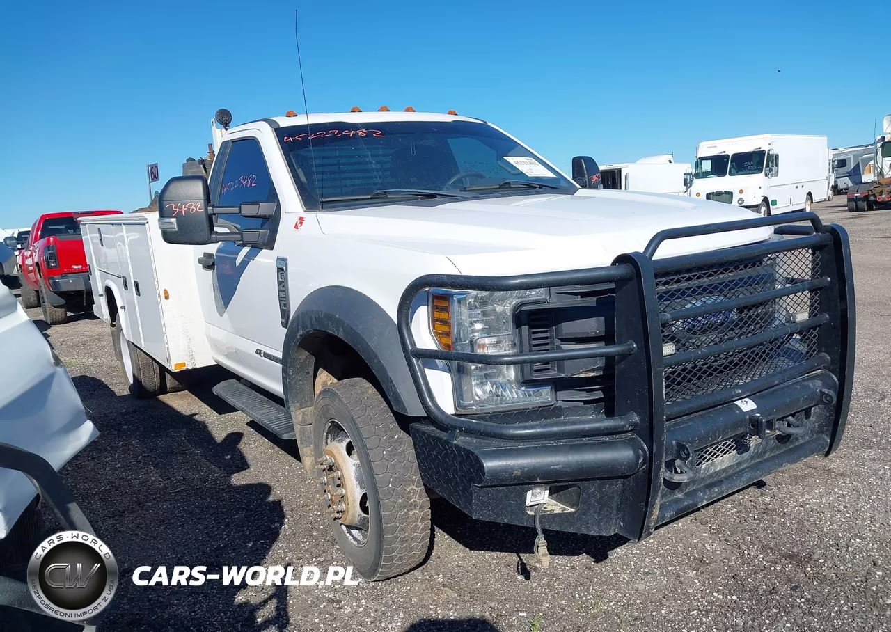 2018 Ford F-450 Chassis Xl