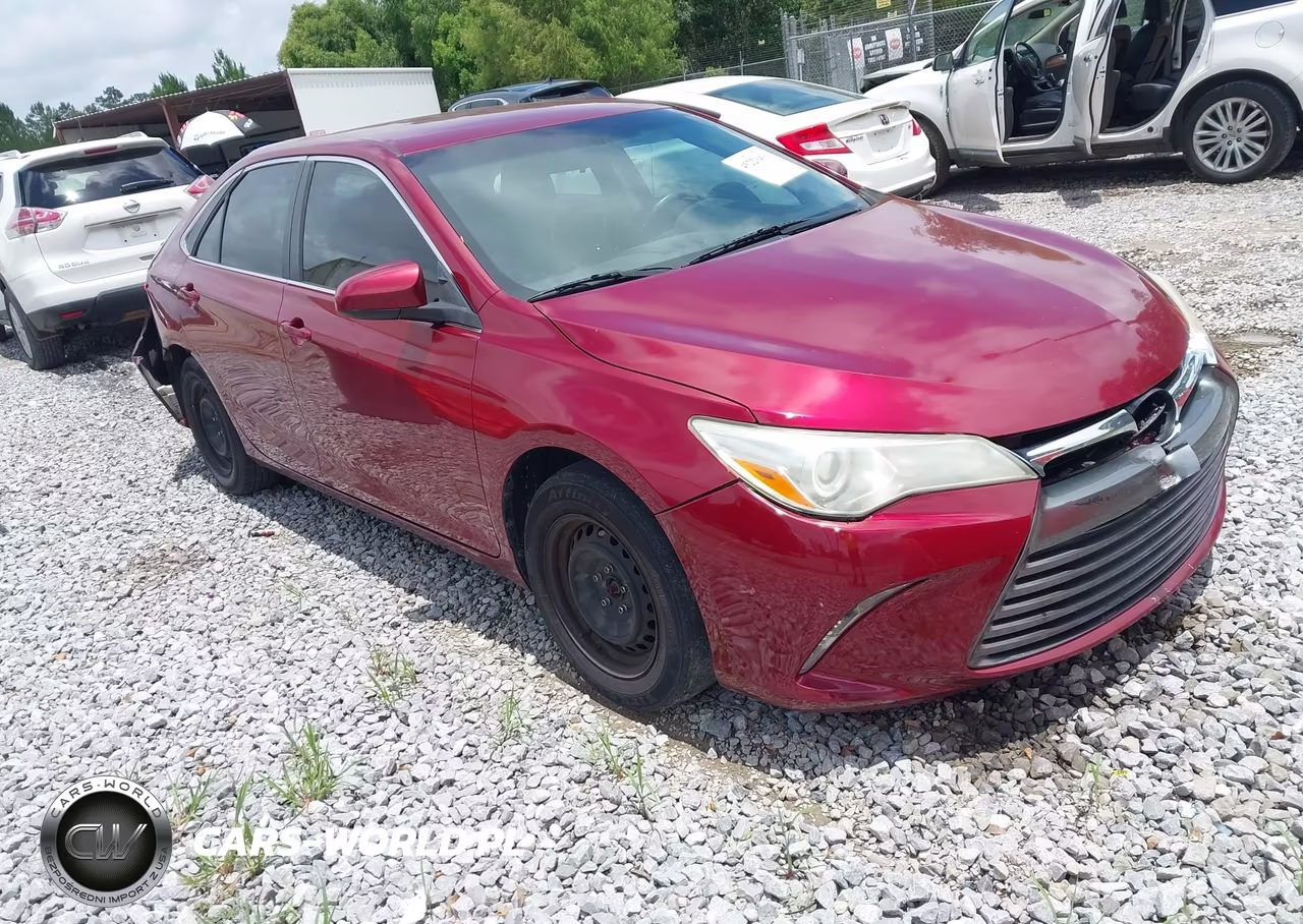 2017 Toyota Camry Le – zdjęcie 1 z 16