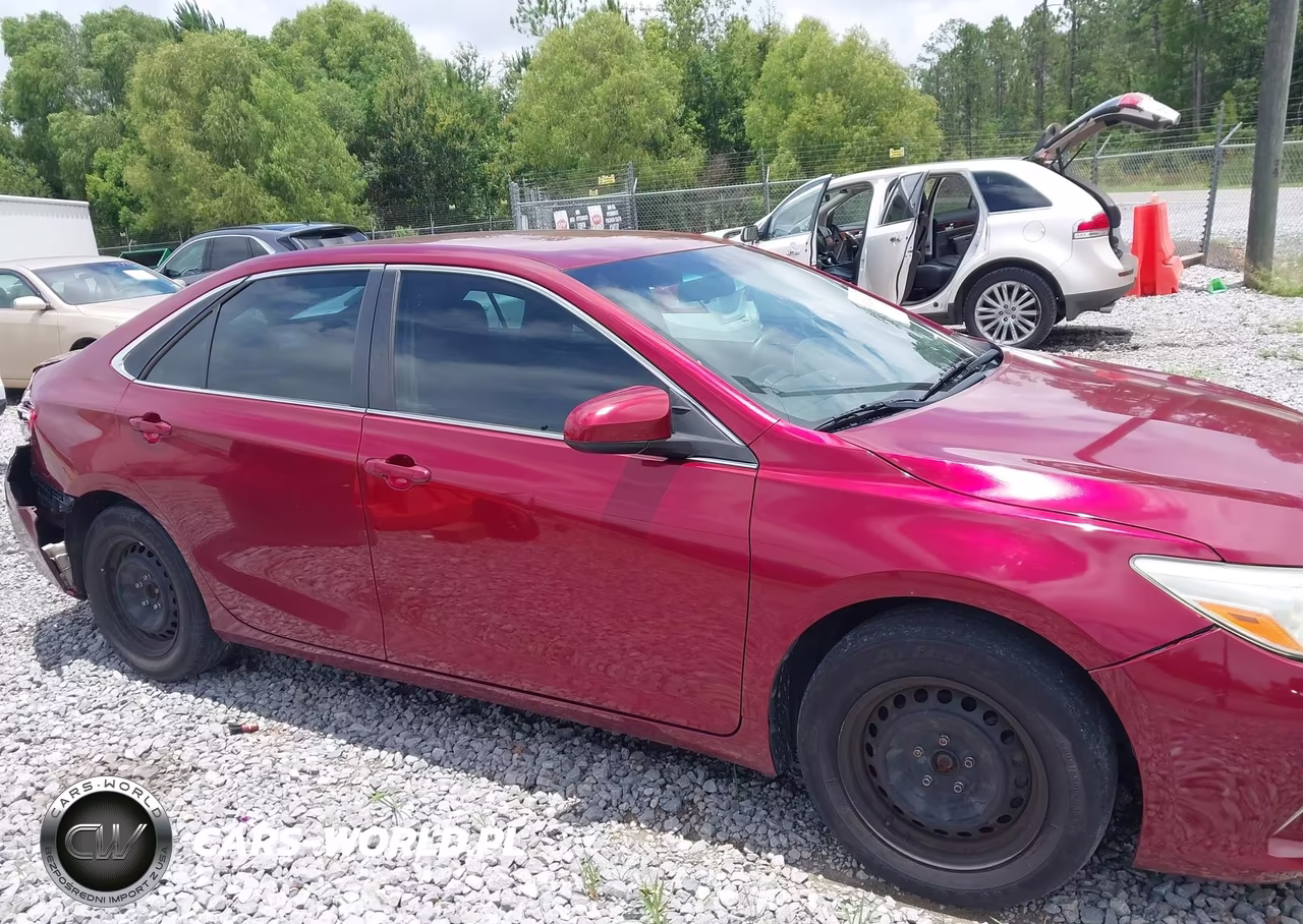 2017 Toyota Camry Le VIN:4T1BF1FK1HU643494 - 13
