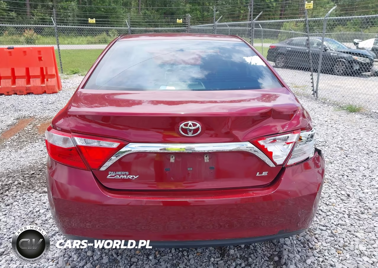2017 Toyota Camry Le VIN:4T1BF1FK1HU643494 - 16