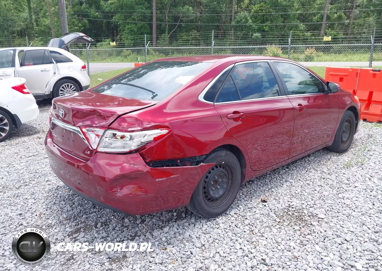 2017 Toyota Camry Le VIN:4T1BF1FK1HU643494 - 4