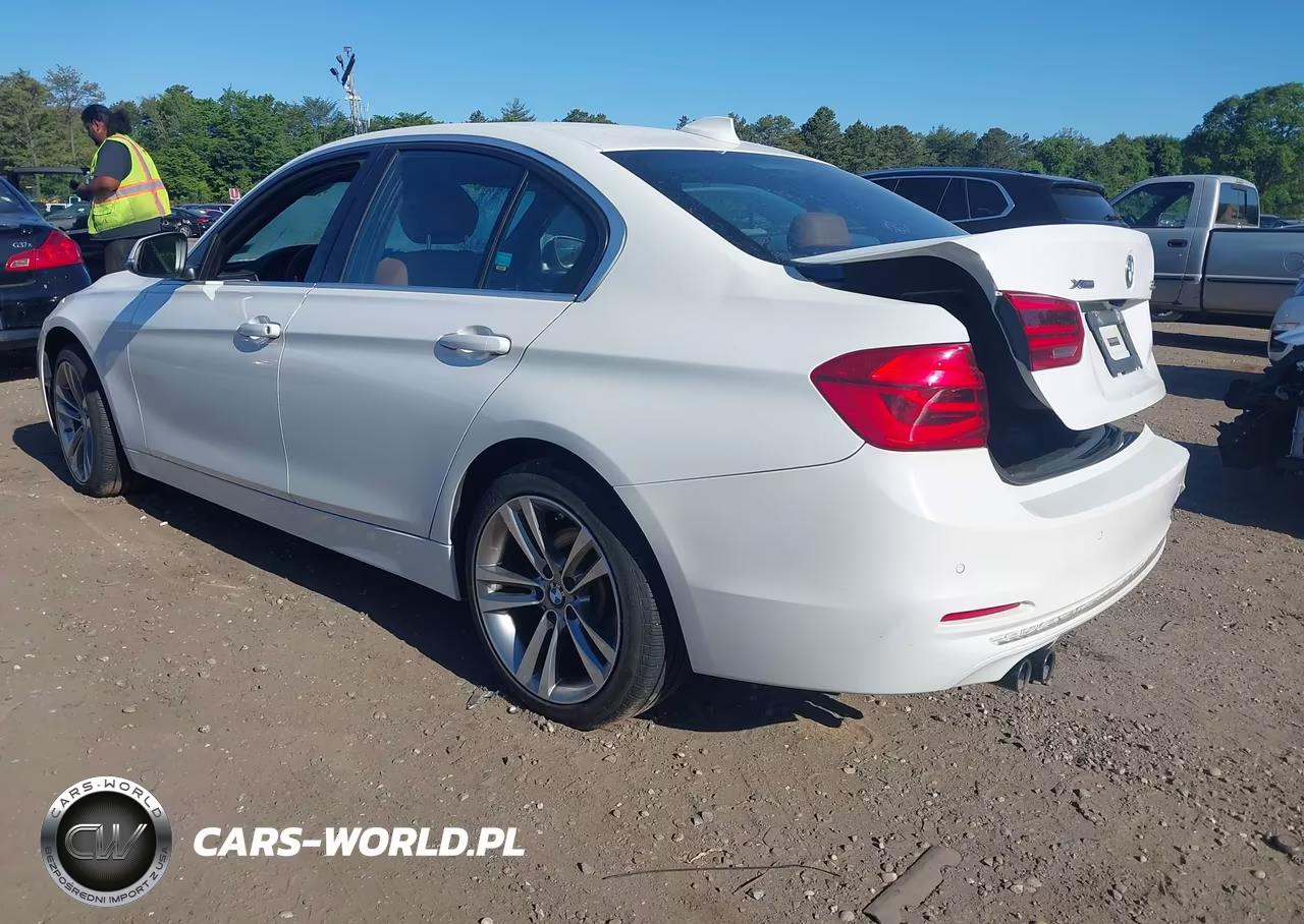 2017 BMW 330I xDrive VIN:WBA8D9G59HNU59312 - 3