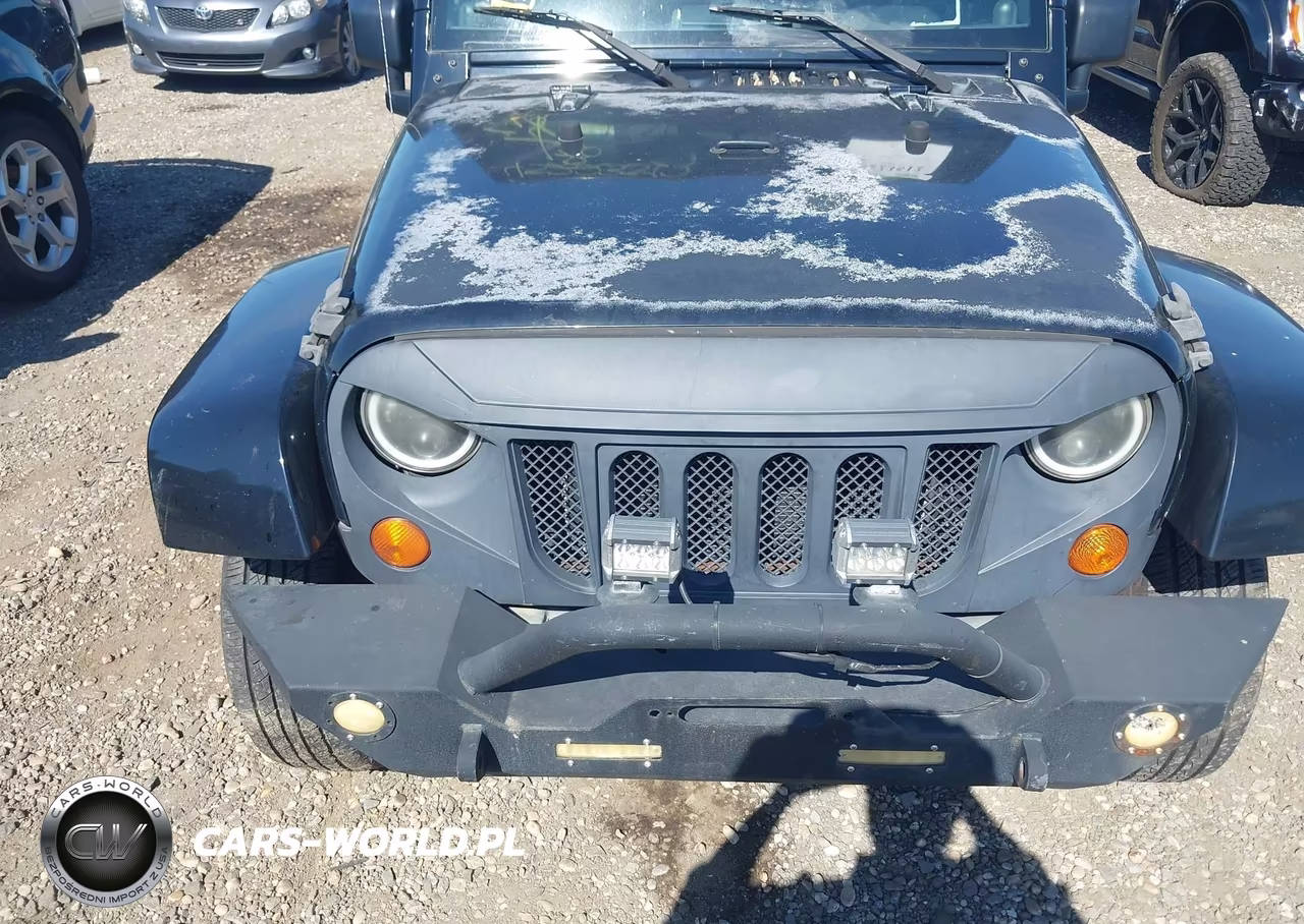 2007 Jeep Wrangler Unlimited Sahara VIN:1J8GA59197L163364 - 6