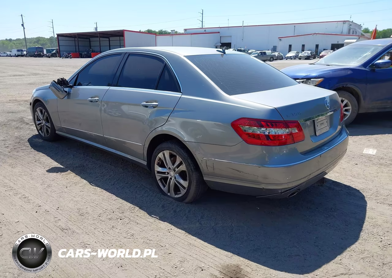 2010 Mercedes-Benz E 350 VIN:WDDHF5GB2AA209778 - 3