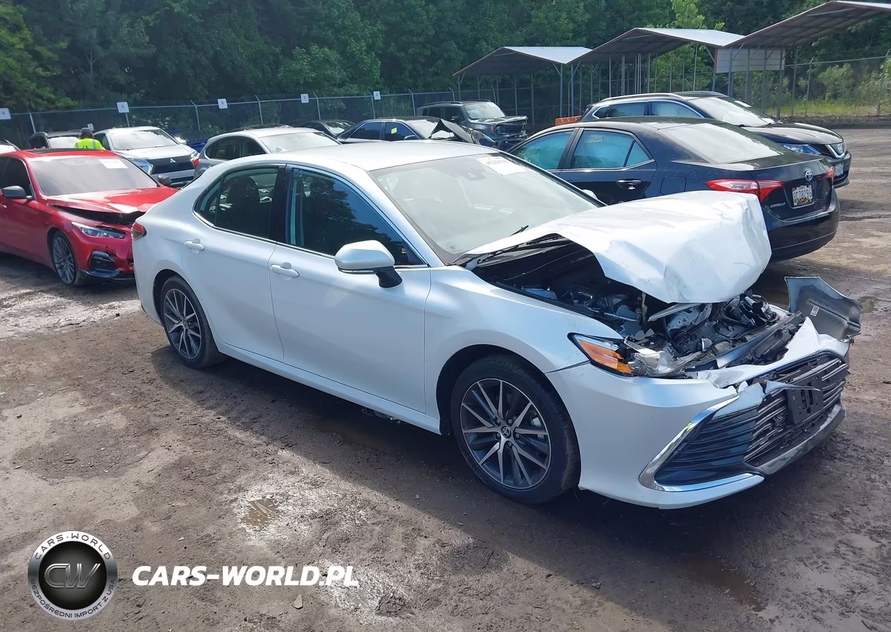 2023 Toyota Camry Xle Hybrid – zdjęcie 1 z 16